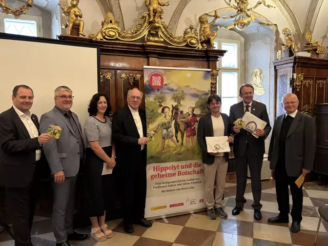 Bei der Buchpräsentation: Alfred Kellner und Martin Grüneis von der Abteilung für Kunst und Kultur der NÖ Landesregierung, Barbara Taubinger vom "Museum im Dom", Diözesanbischof Alois Schwarz, Buchautor Ferdinand Auhser, Bürgermeister Matthias Stadler und Monsignore Herbert Döller | Foto: Lauren Seywald / MeinBezirk