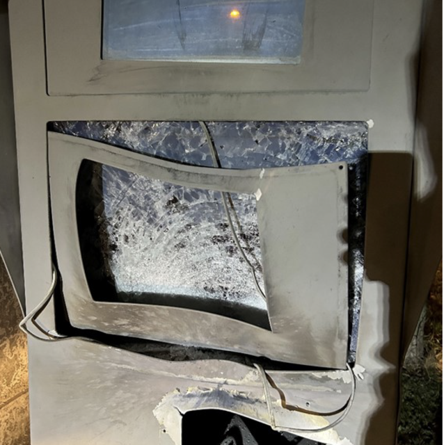 Sprengung im Dezember. Unbekannte Täter sprengten die bereits beschädigte Radarbox neuerlich. | Foto: screenshot LPD-NÖ