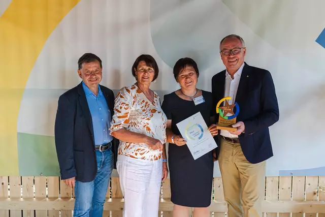 Christine Hiebner, Großkrut
Ob Kultur, Sport, Politik oder Kirche – Christine Hiebner bringt sich überall mit vollem Einsatz ein. | Foto: Benjamin Wald