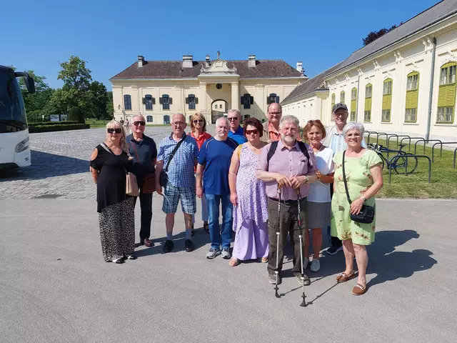 Die Reisegruppe ging mit viel Vorfreude ins Schloss Laxenburg  | Foto: KOBV Altlengbach