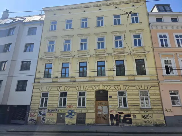 Das Haus in der Jörgerstraße steht schon länger leer. | Foto: Ipirotis/MeinBezirk