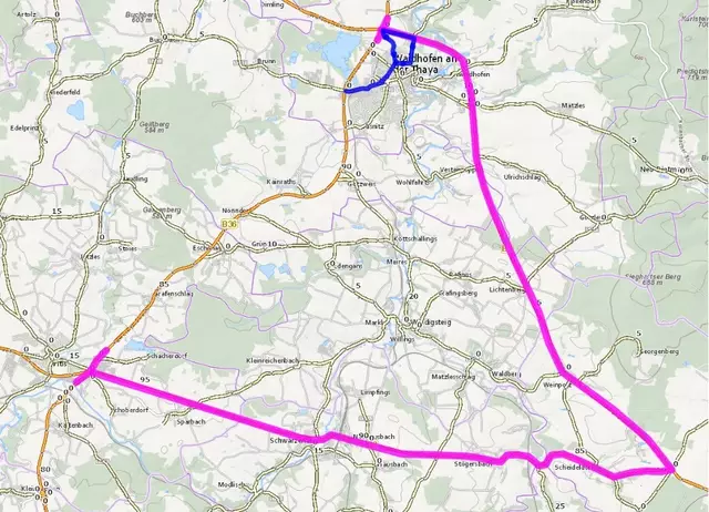 Umleitung LKW Verkehr über: B36, B2, B5, B36 und gegengleich. | Foto: Straßenmeisterei Waidhofen/Thaya