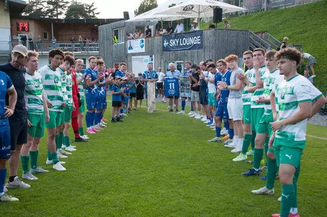 Thomas Eliskases feiert einen seiner letzten Auftritte für den SC Mils 05. | Foto: SC Mils 05