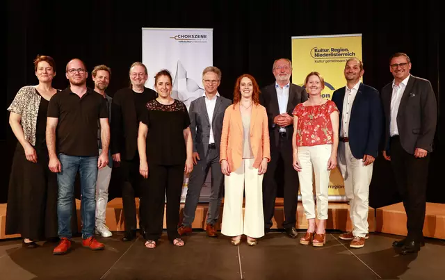 Abschluss mit Zertifikat: kinder.chor.leiten und jugend.chor.leiten. | Foto: Karin Böhm