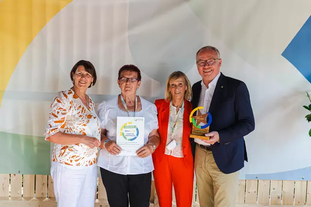 Christine Zimmermann aus Grafenwörth setzt sich seit der Gründung der Dorfgemeinschaft Seebarn mit großem Herzblut und Engagement für ihre Gemeinde ein.  | Foto: Benjamin Wald