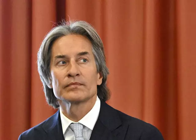 Ex-Finanzminister Karl-Heinz Grasser könnte ab September einen Antrag auf elektronische Fußfessel stellen | Foto: HANS KLAUS TECHT / APA / picturedesk.com