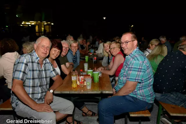 Viele Besucher kamen zum Music Friday zu ST3  | Foto: Gerald Dreisiebner