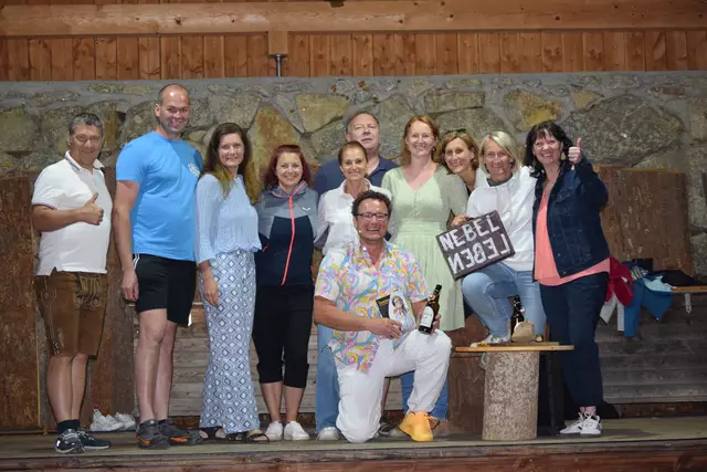 Das enagagierte Team vom Kulltursommer Pabneukirchen mit Didi Somnmer.  | Foto: Josef Lumetsberger