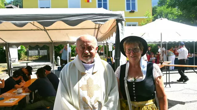 Pfarrer Wladyslaw Tomasz Mach und Pfarrobfrau Brigitte Ortner