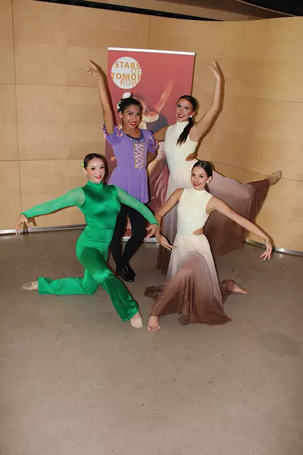 Tänzerinnen von den 3 verschiedenen Tanzgruppen aus den USA.