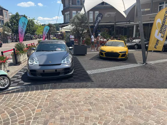 Ausstellung der Autos in Velden. | Foto: meinbezirk.at