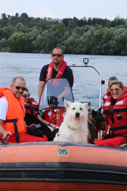 Bei den hohen Temperaturen sorgte die Station am Schotterteich, mit einer kleinen Bootsfahrt, für eine willkommene Abkühlung. | Foto: ÖRHB