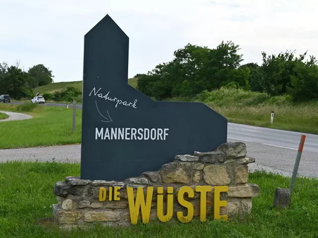 An der Straße beim Zugang in den Naturpark