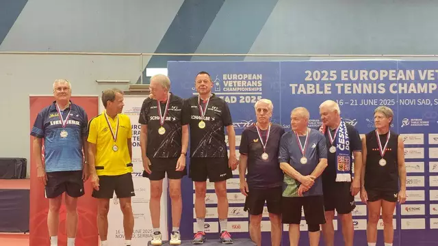 Reinhard Sorger (links im Bild) holte Silber in der Altersklasse Herren Einzel 75+ und im Herren Doppel 70+ an der Seite des Schweden Roger Sundqvist. | Foto: SV Leoben