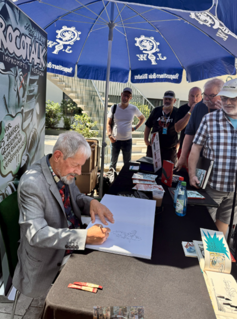 Comiczeichner Chris Scheuer präsentierte sein neuestes Werk "Crocotalk". | Foto: Georg Gratzer