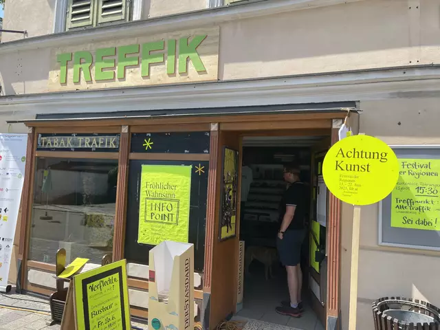 Die ehemalige Trafik wurde zum Infopoint "Treffik"  | Foto: Josef Goldhofer