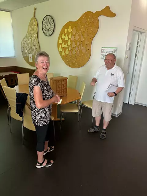 Franz Kücher (rechts) führte als Moderator durch den ganzen Tag. | Foto: Weingartner