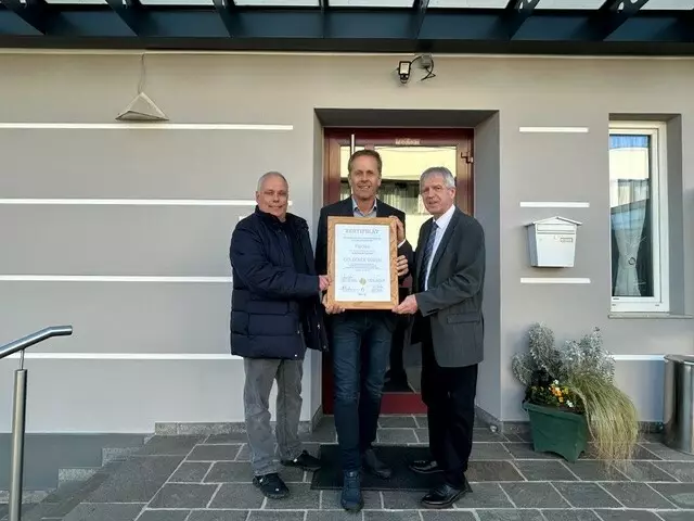 Paldau erhielt schon zum dritten Mal die Urkunde "Goldener Boden". | Foto: Marktgemeinde Paldau