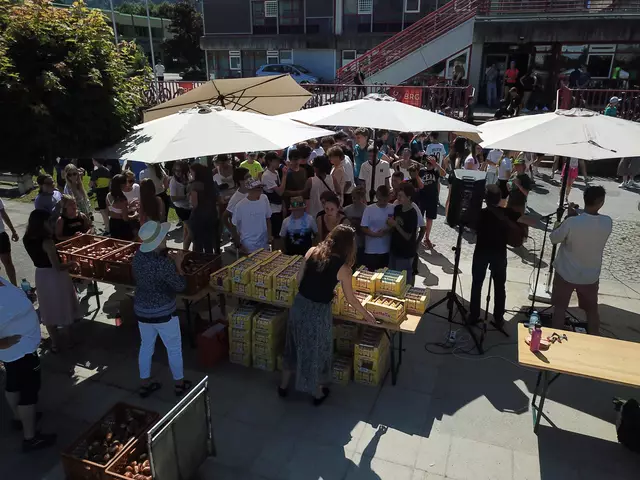 Zur Stärkung gab es im Anschluss frisches Brot und Latella von den Sponsoren Bäckerei Mitterer und TirolMilch. | Foto: Martin Sonderegger