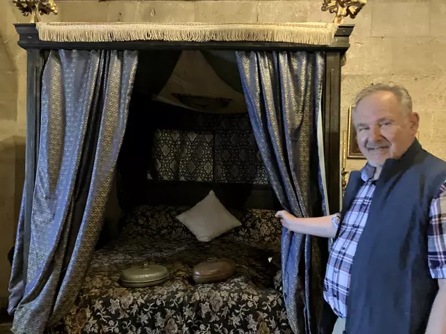 Erst ab der Renaissancezeit schlief man im Liegen | Foto: Gabriela Stockmann