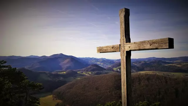 Der Peilstein im Wienerwald, ... optimales Freizeitvergnügen für Ausflügler, Wanderer und Kletterer! | Foto: © Silvia Plischek