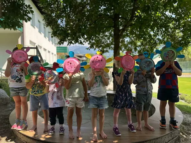 Beim aktuellen Jahresprojekt "Weil bei uns JEDER zählt: Ein Monat von uns für ALLE" der Tiroler Jungbauernschaft/Landjugend engagieren sich junge Menschen in 120 sozialen Projekten. | Foto: TJB/LJ