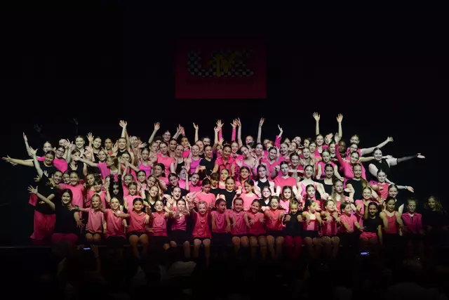 Alle Medley-Tänzerinnen der UET Dancers | Foto: Christian Popp