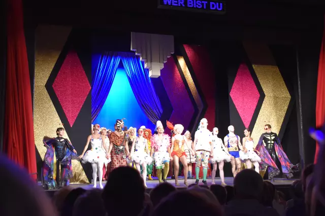 Schlussapplaus "Die Zirkusprinzessin" | Foto: Preineder
