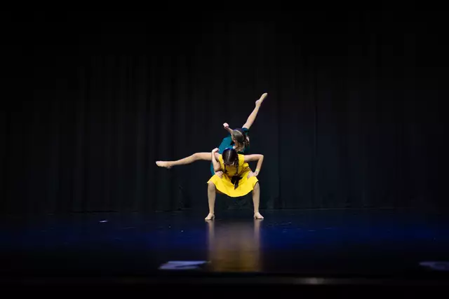 Elisabeth Wukowitsch &amp; Marissa Lindner mit "The End Of The Line" | Foto: Ronald König