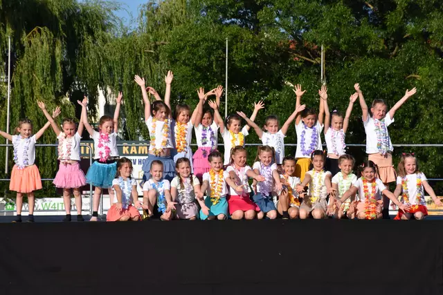 Farbenfrohe Choreografie bei der UTT Tanzshow in Hollabrunn | Foto: Alexandra Goll