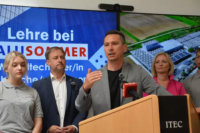 Robert Hergowich erklärt die neue Lehrlingsoffensive der SPÖ Burgenland: Ausbau von Lehrwerkstätten und Fördermaßnahmen für eine starke duale Ausbildung bis 2030. | Foto: Rosenberger