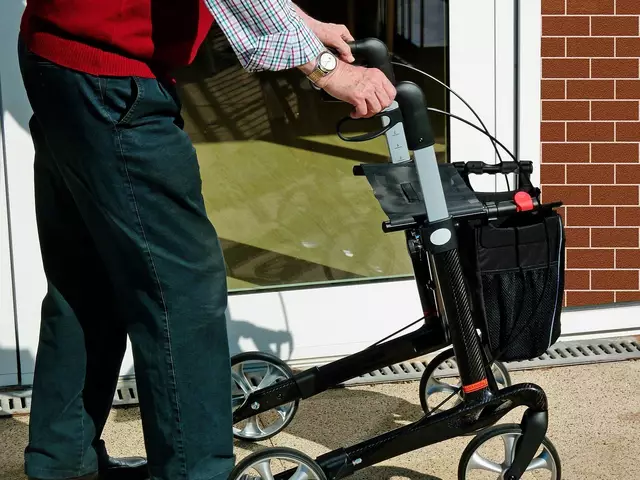  Täuschung mit Rollator und Auslandsreisen - Task Force deckt Täuschung auf – Festnahme. | Foto: pixabay/Symbol
