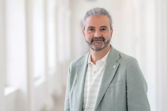 Markus Sint fordert die Einbindung der betroffenen Gemeinden bei der Planung des zweigleisigen Bahnausbaus. | Foto: Liste Fritz