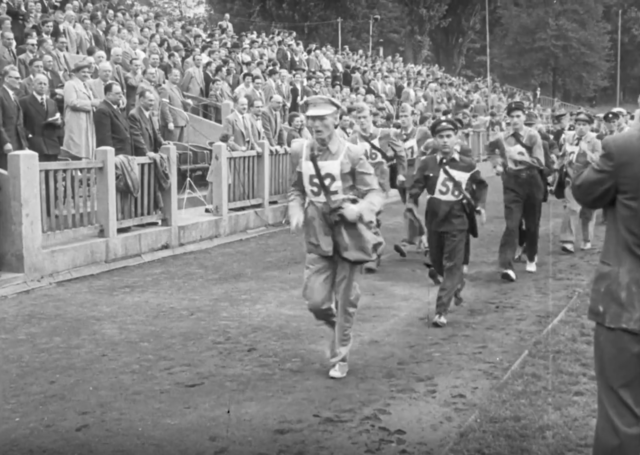 48 Briefträger nahmen am internationalen Wettbewerb teil.  | Foto: Filmarchiv Wien/Screenshot