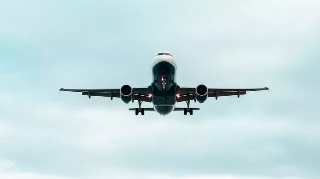 Krisensituation am Flughafen Linz: Die MFG OÖ verlangt von Politik und Stadt Linz eine Entpolitisierung und Teilprivatisierung. | Foto: www.freepik.com