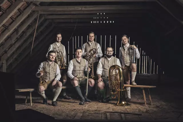 Am Sonntag sorgt unter anderen die Gruppe "Blechprojekt" für Musikgenuss. | Foto: Blechprojekt