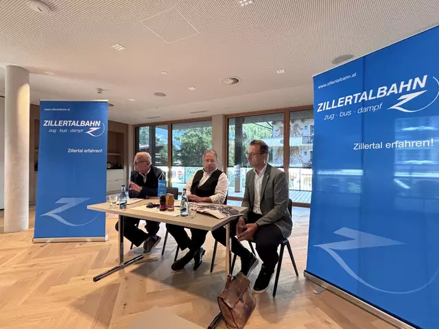 Andreas Lackner, Franz Hörl und Alexander Tipotsch sind mit der Gesamtsituation unzufrieden.  | Foto: Haun