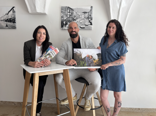 Im Rahmen des Projekts „Villacher Lebensgeschichten“ laden der DRAUSTÄDTER und Clemens Luderer Villacher Senior*innen zum Erzählen ein. Im Bild v.l.n.r.: Sabine Huber, Clemens Luderer, Birgit Gehrke. | Foto: MeinBezirk.at