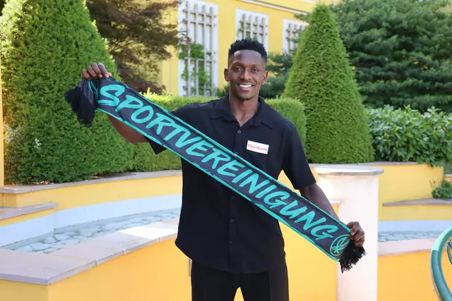 Kingstone Mutandwa soll den Angriff der Rieder verstärken. | Foto: SVR/Schröckelsberger