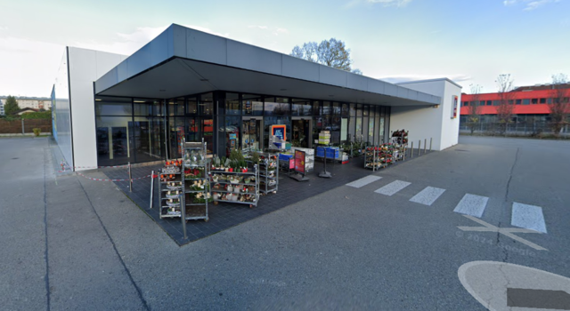 Die Hofer-Filiale in der Shuttleworthstraße schließt endgültig seine Türen. | Foto: Google Maps/Screenshot