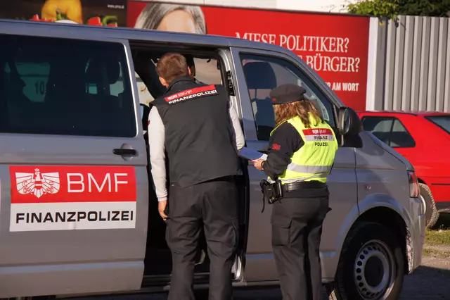 Polizei, Finanzpolizei und MÜG im Großeinsatz
