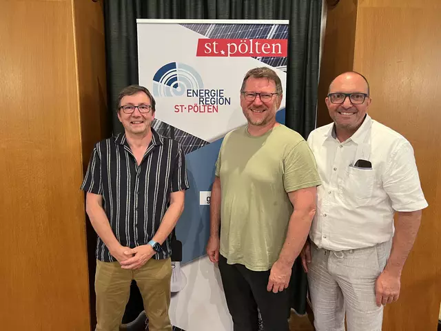 Gründungsmitglieder der EEG Pottenbrunn: Michael Lackenberger, Franz Gruber und Jörg Summer (neuer Obmann) | Foto: EEG Pottenbrunn