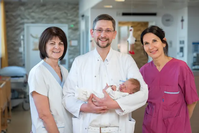 Auch der neue Leiter der Gynäkologie und Geburtshilfe, Florian Degenhart, hat seit seinem ersten Tag am 1. Jänner 2025 bereits seine Handschrift im Klinikum Schärding hinterlassen. | Foto: OÖG