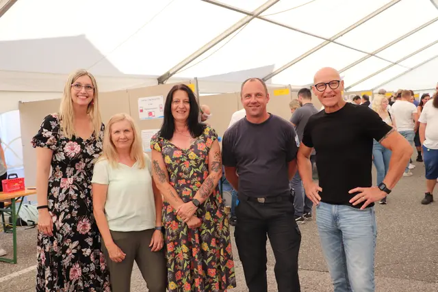 Organisierten den Safety Day bei Sappi Gratkorn:
Werksärztin Elke Graf, Andrea Reinisch, Angela Zenz, Kommandant der Betriebsfeuerwehr Mario Papst und Sicherheitsfachkraft Wolfgang Nußmüller.  | Foto: Edith Ertl