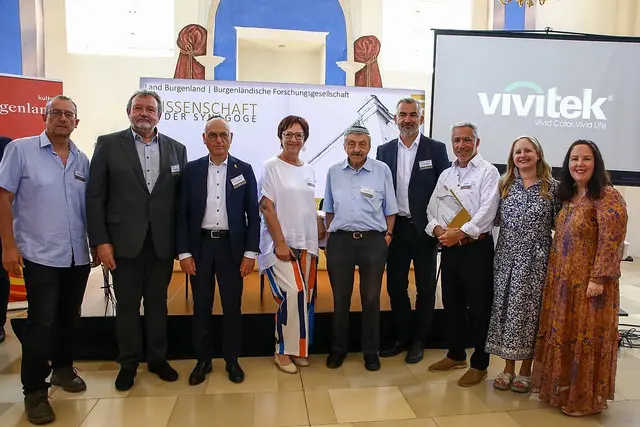 Mag. Dieter Szorger, Amt der Bgld. Landesregierung, Abt. 7 - Bildung, Kultur und Wissenschaft, Alfred Lang, BA, Burgenländische Forschungsgesellschaft, Oberkantor Shmuel Barzilai, Israelitischen Kultusgemeinde in Wien, Klaudia Fritz, Kultur-Betriebe Burgenland, Nechemja Gang, Präsident der Misrachi Österreich und Landesrat Mag. Heinrich Dorner mit David Walles, dessen Gattin Chana Walles und seiner Schwester Yael Woolf aus Isreal (v.l.). | Foto: Landesmedienservice