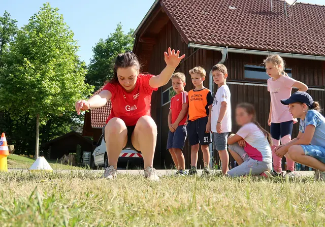ULC Grein zu Gast in der Volksschule St. Thomas am Blasenstein.  | Foto: Karl Schaffner