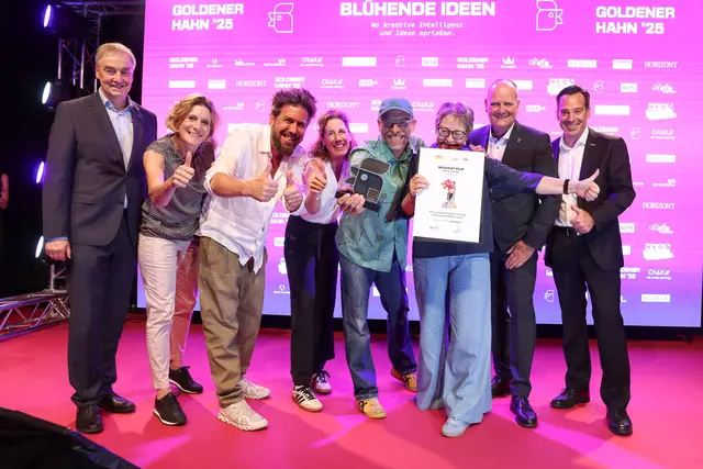 Gewinner Kategorie "Bewegtbild": WKNÖ-Vizepräsident Christian Moser, Agentur Neulicht Film, ORF NÖ Leiter Marketing Michael Battisti, Fachgruppenobmann Andreas Kirnberger. | Foto: Katharina Schiffl