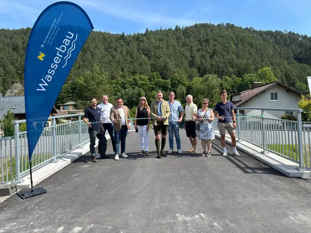 Stefan Braito, Thomas Perz, Christian Leeb, Ingrid Gschwentenwein, Karl Weber, Alexander Hetlinger, Manfred Krcmar, Anita Karner, Sebastian Hayden (v.l.) | Foto: Marktgemeinde Türnitz