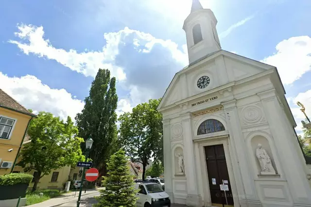 Die Flächenumwidmung am Khleslplatz ist durch den Gemeinderat gegangen. | Foto: Google Maps