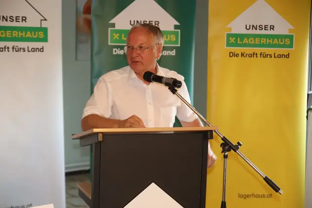 Bgm. Josef Ober überbrachte Grußworte. | Foto: MeinBezirk